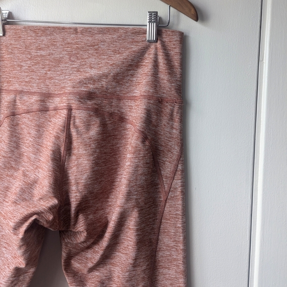 Aritzia The Constant Leggings - Picture 4 of 5